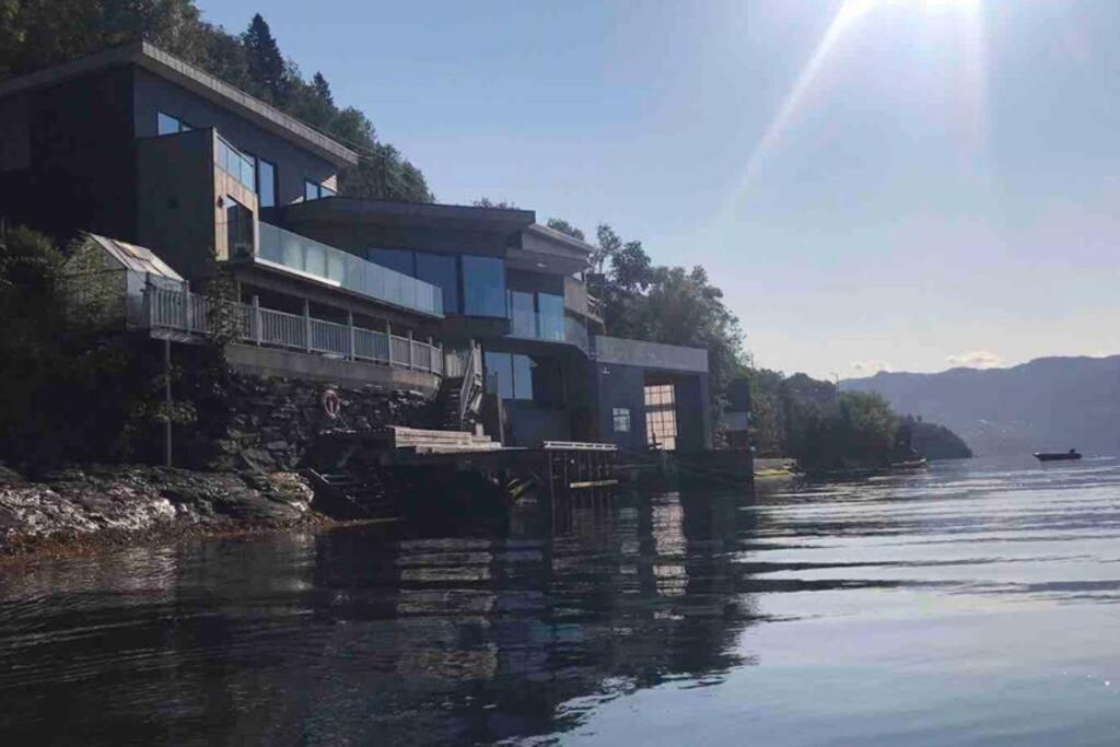 Panoramaresort In Hardangerfjorden Leilighet I Sjokanten Ved Hardangerfjorden For 7 Personer Boat , Sauna,Kajak, Sup For Rent Øystese Exteriör bild