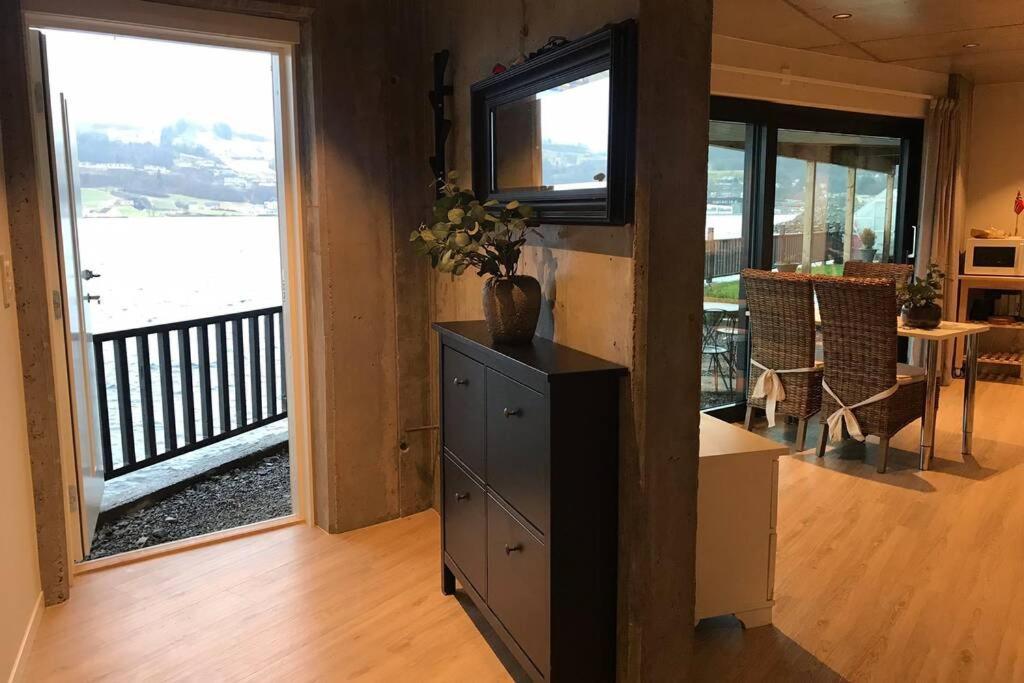 Panoramaresort In Hardangerfjorden Leilighet I Sjokanten Ved Hardangerfjorden For 7 Personer Boat , Sauna,Kajak, Sup For Rent Øystese Exteriör bild