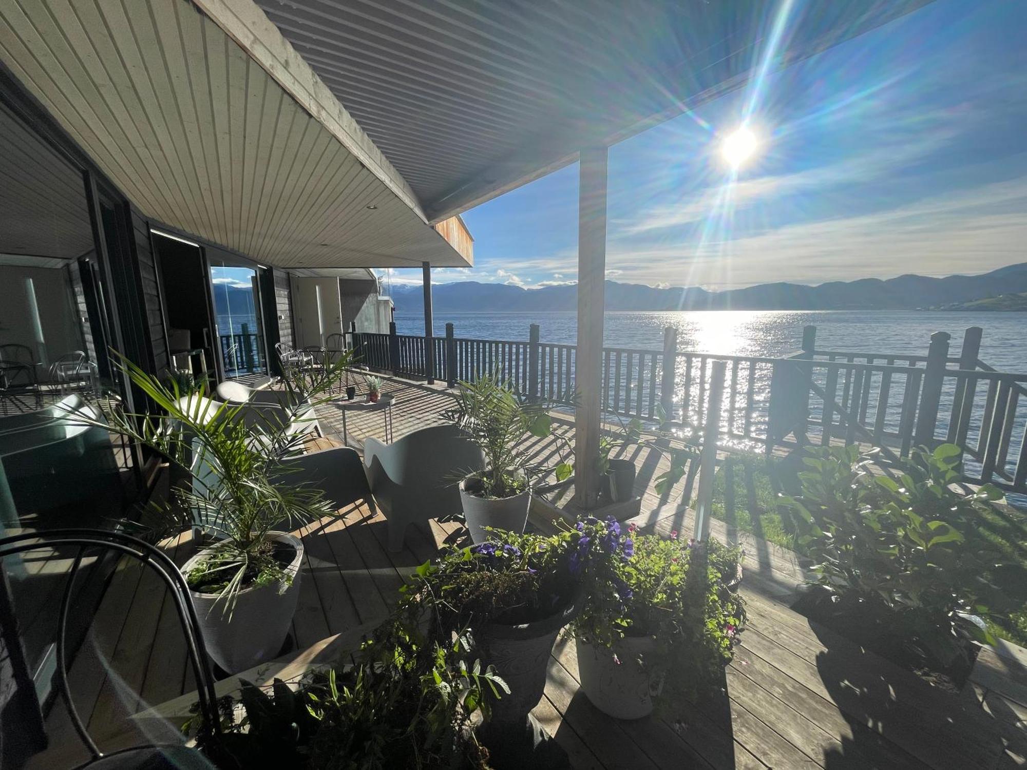 Panoramaresort In Hardangerfjorden Leilighet I Sjokanten Ved Hardangerfjorden For 7 Personer Boat , Sauna,Kajak, Sup For Rent Øystese Exteriör bild